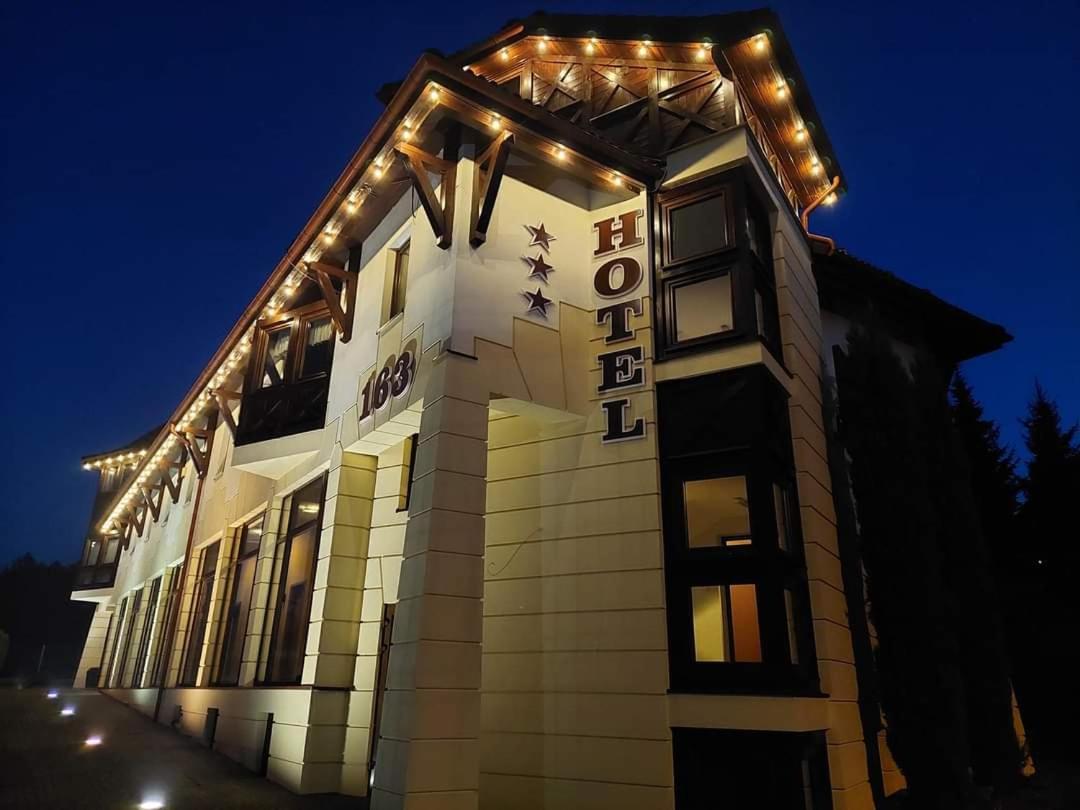Hotel & Restauracja Timberland Orzesze Экстерьер фото